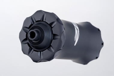 ZIPP最強のカーボンクリンチャーホイール「NSW」シリーズ